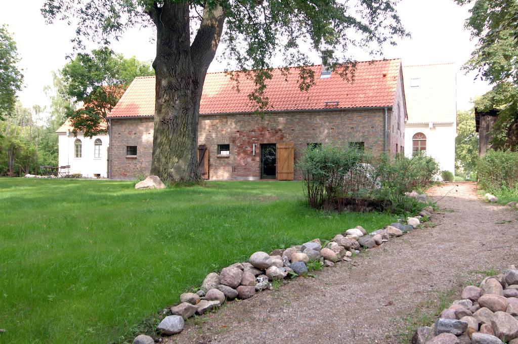 Kavaliershaus Suitehotel am Finckenersee Exterior foto